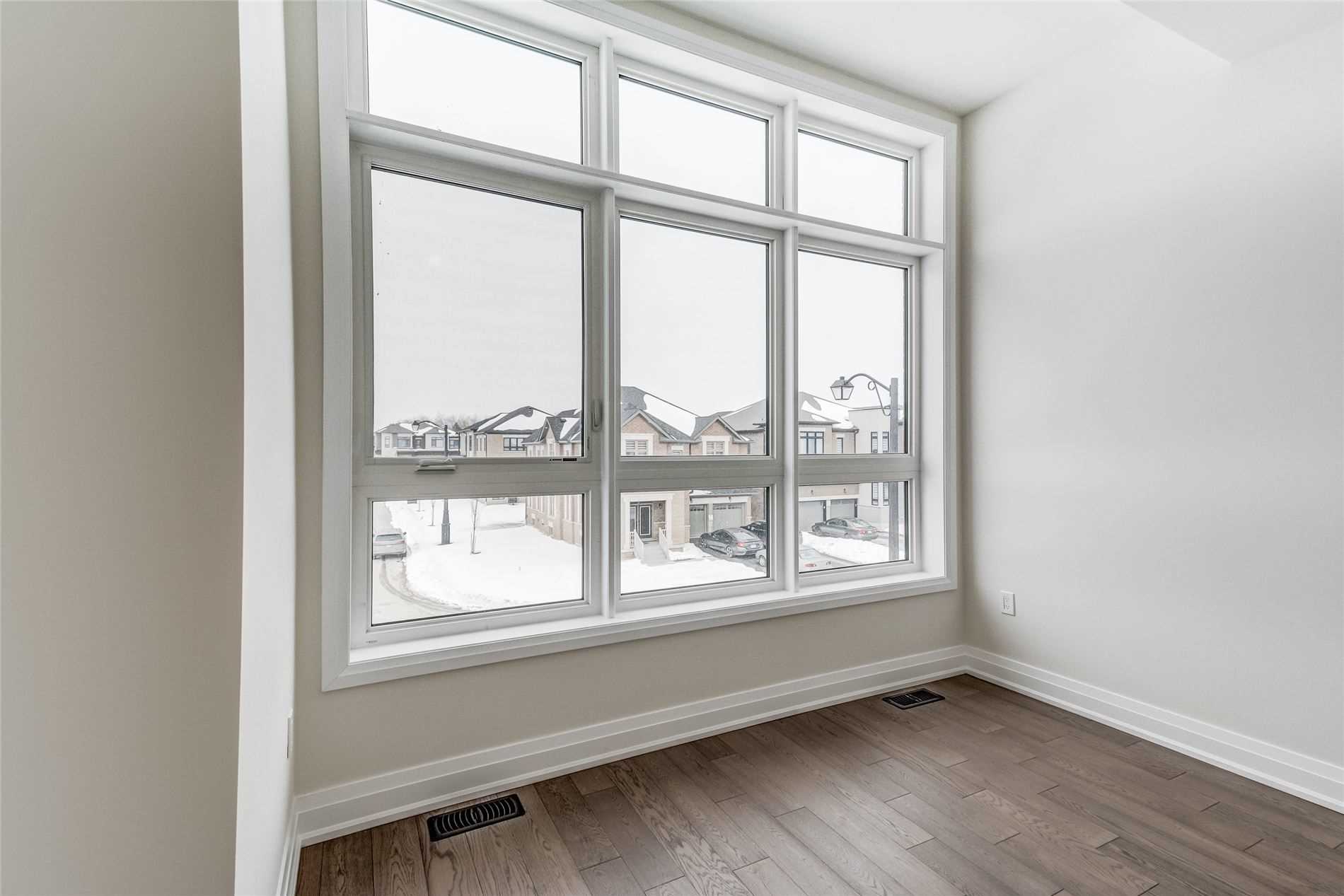 46 Galen Cres