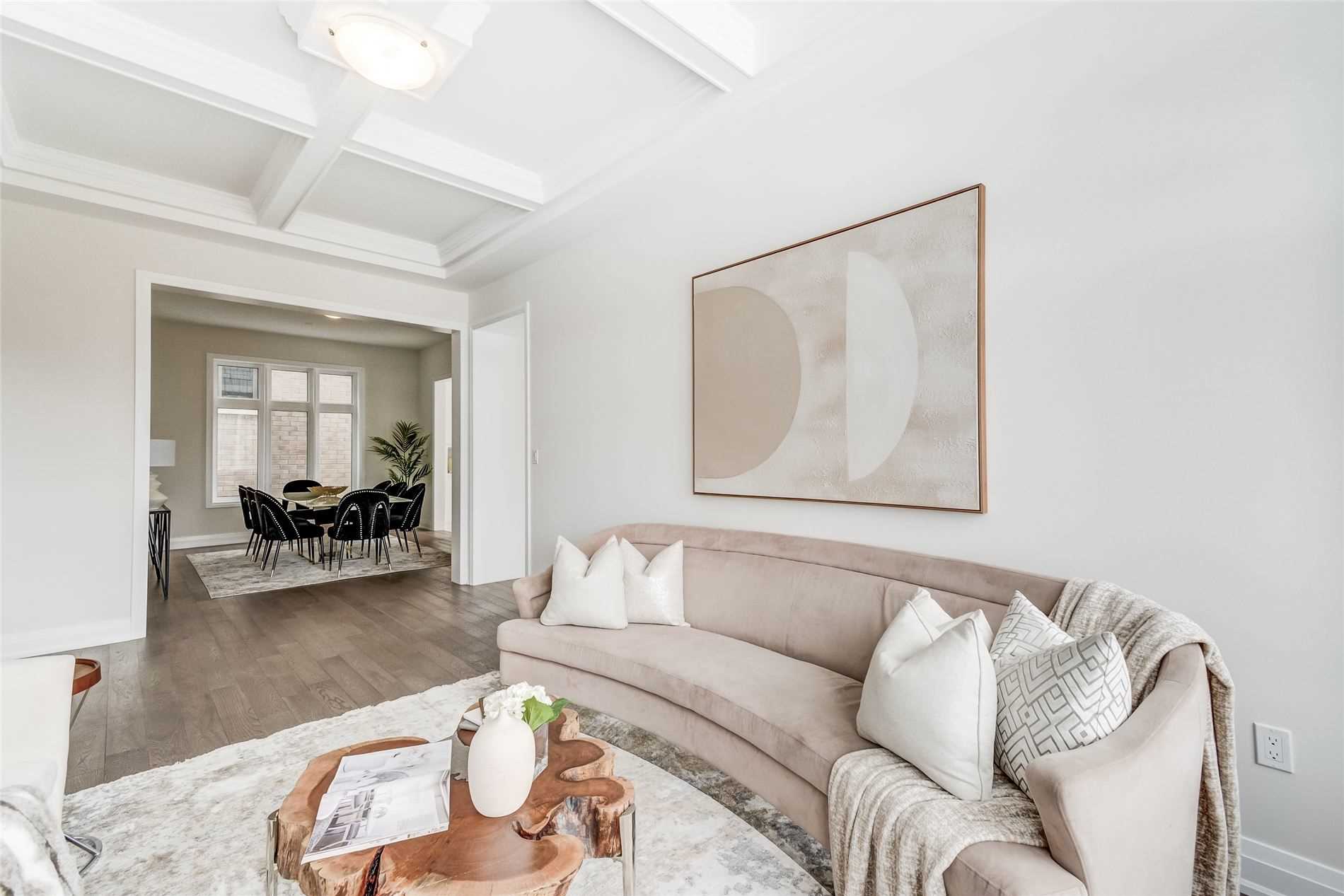 46 Galen Cres