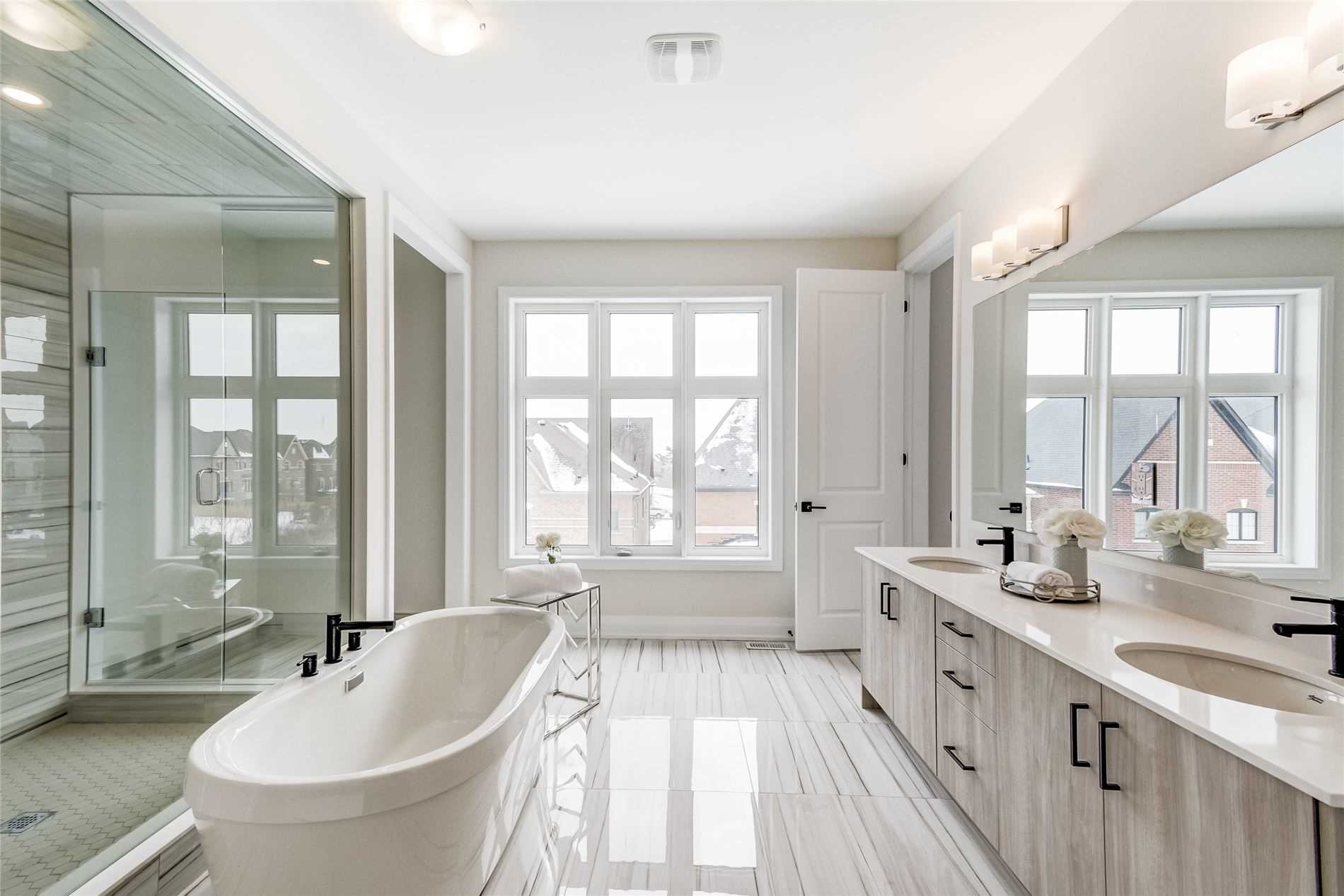 46 Galen Cres