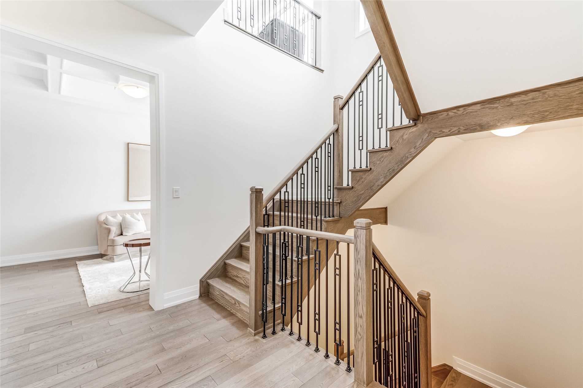 46 Galen Cres
