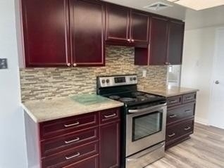 7460 Bathurst St, #1210