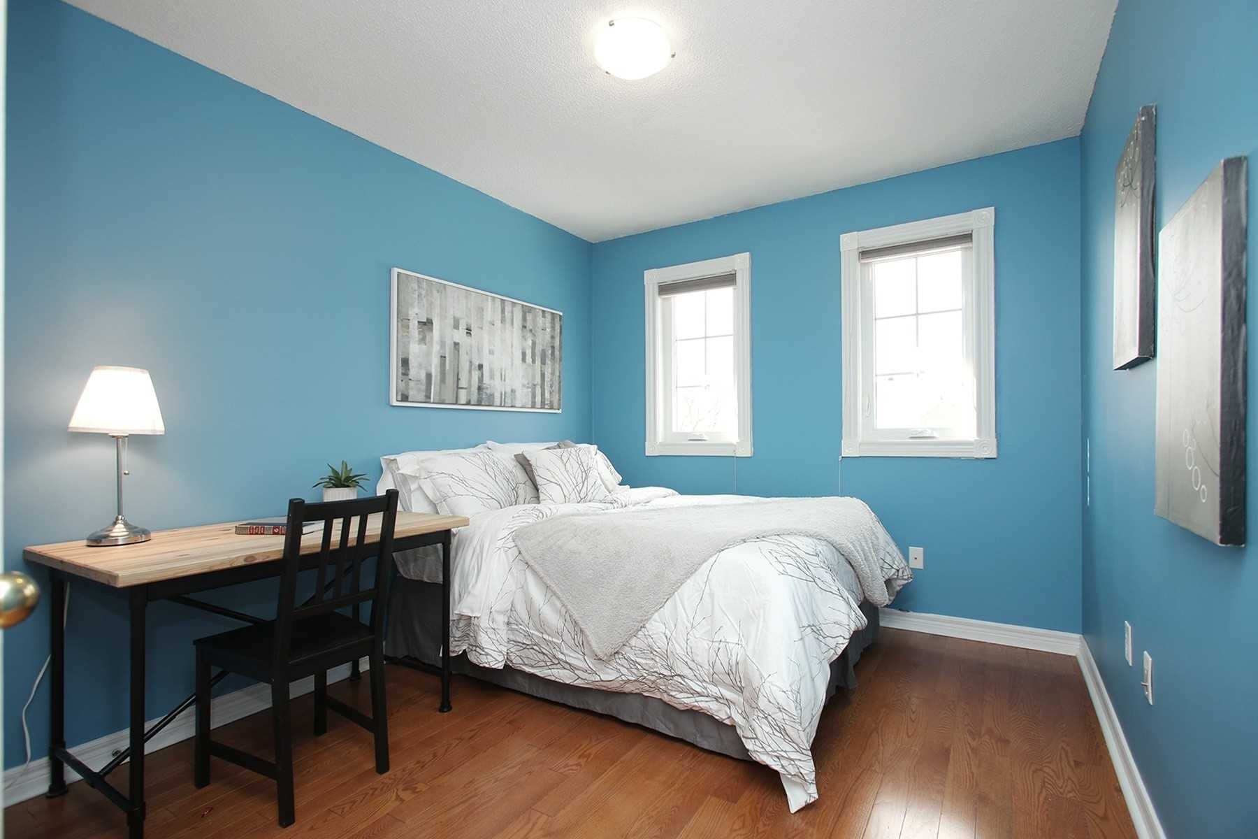 212 Kimono Cres