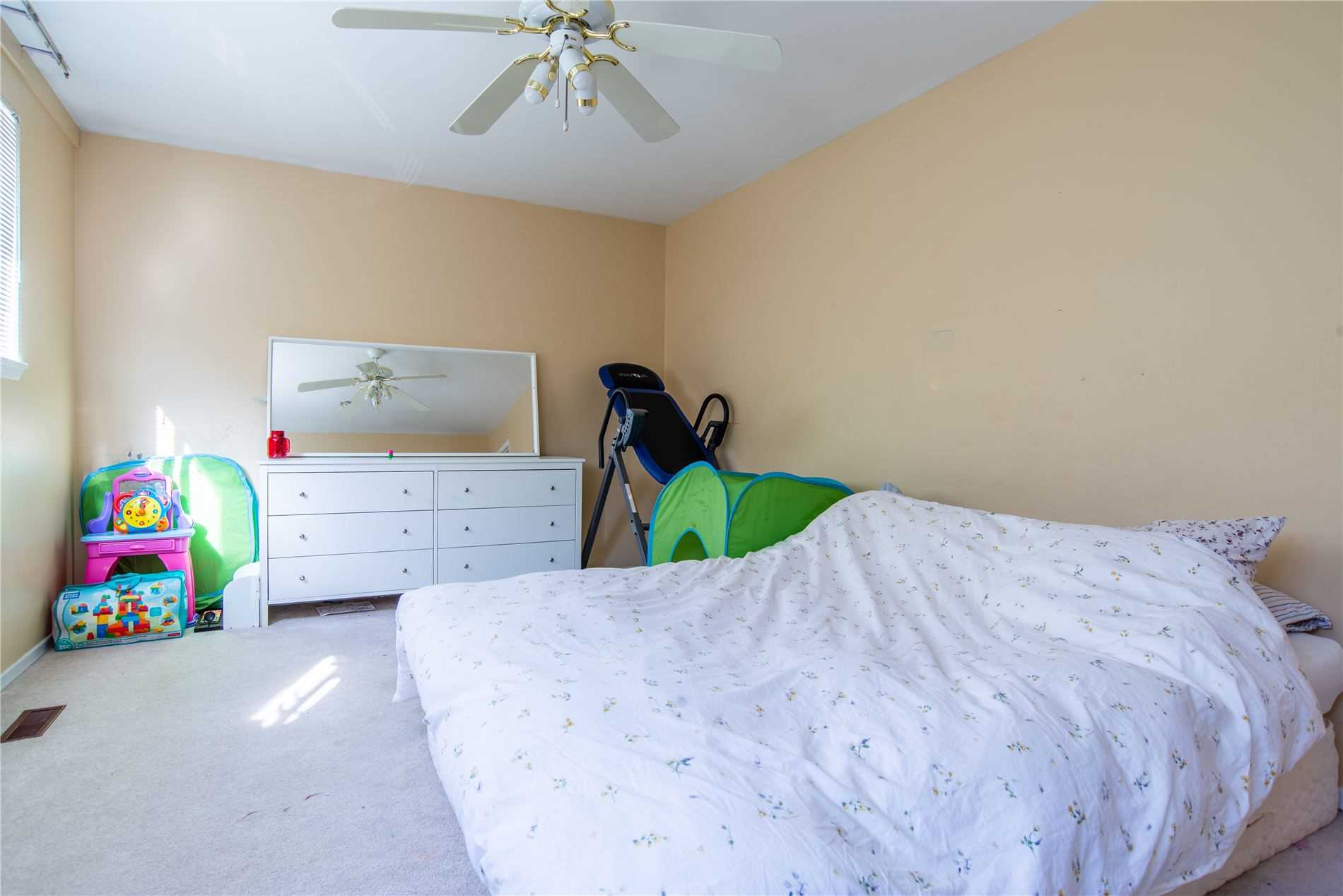 12 Poplar Cres, #34