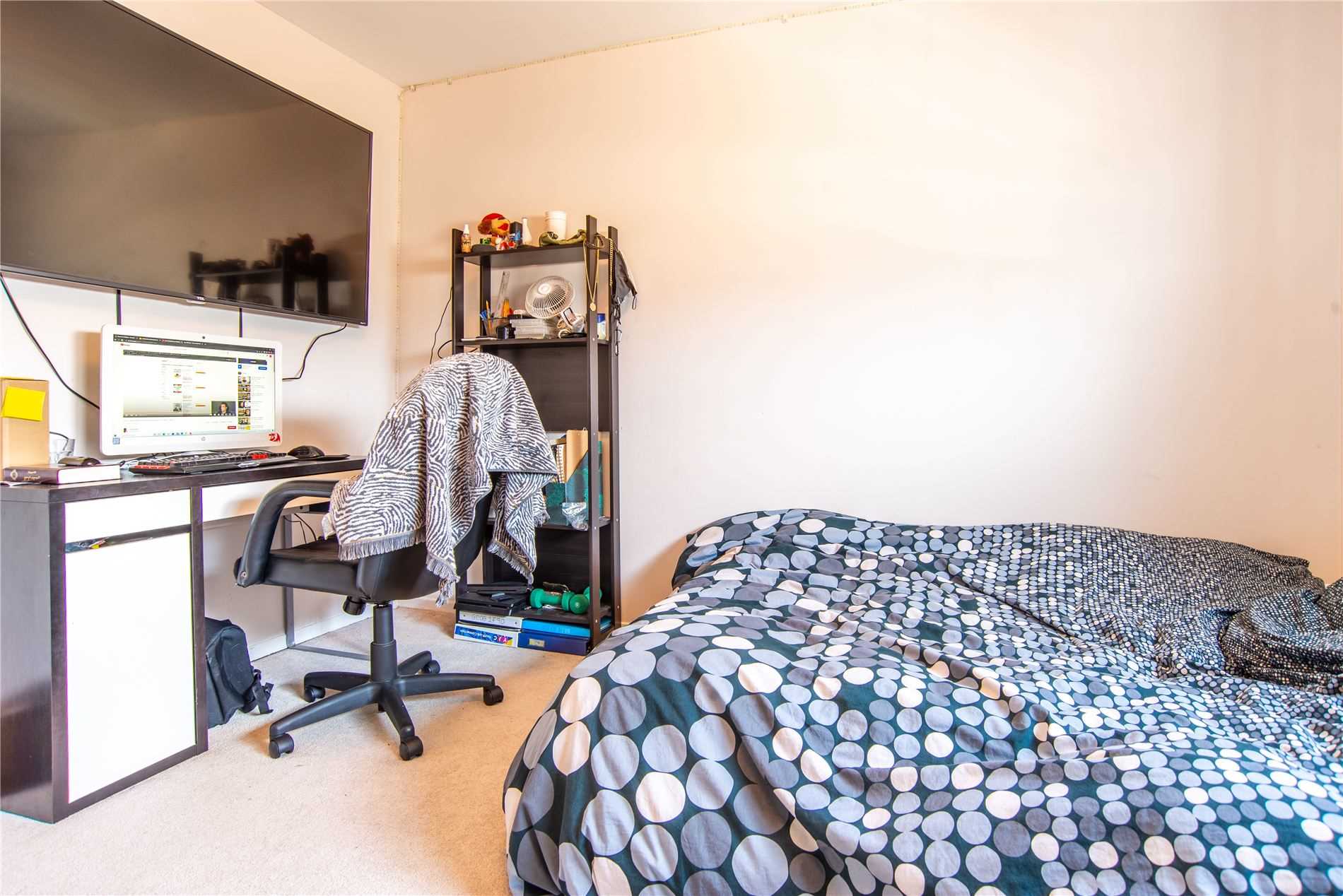 12 Poplar Cres, #34