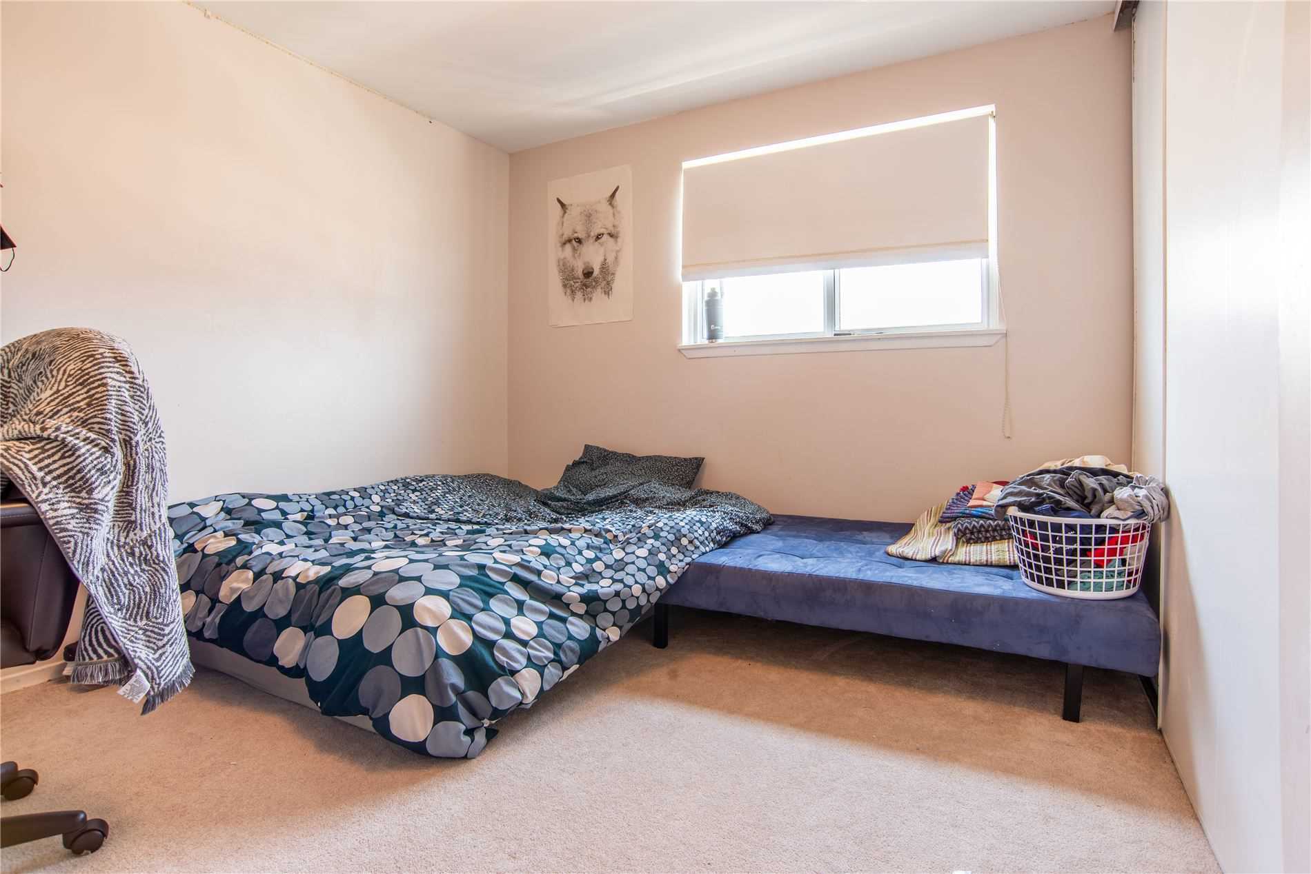 12 Poplar Cres, #34