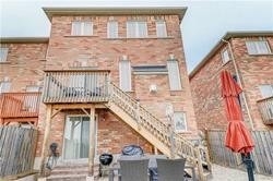65 Aikenhead Ave