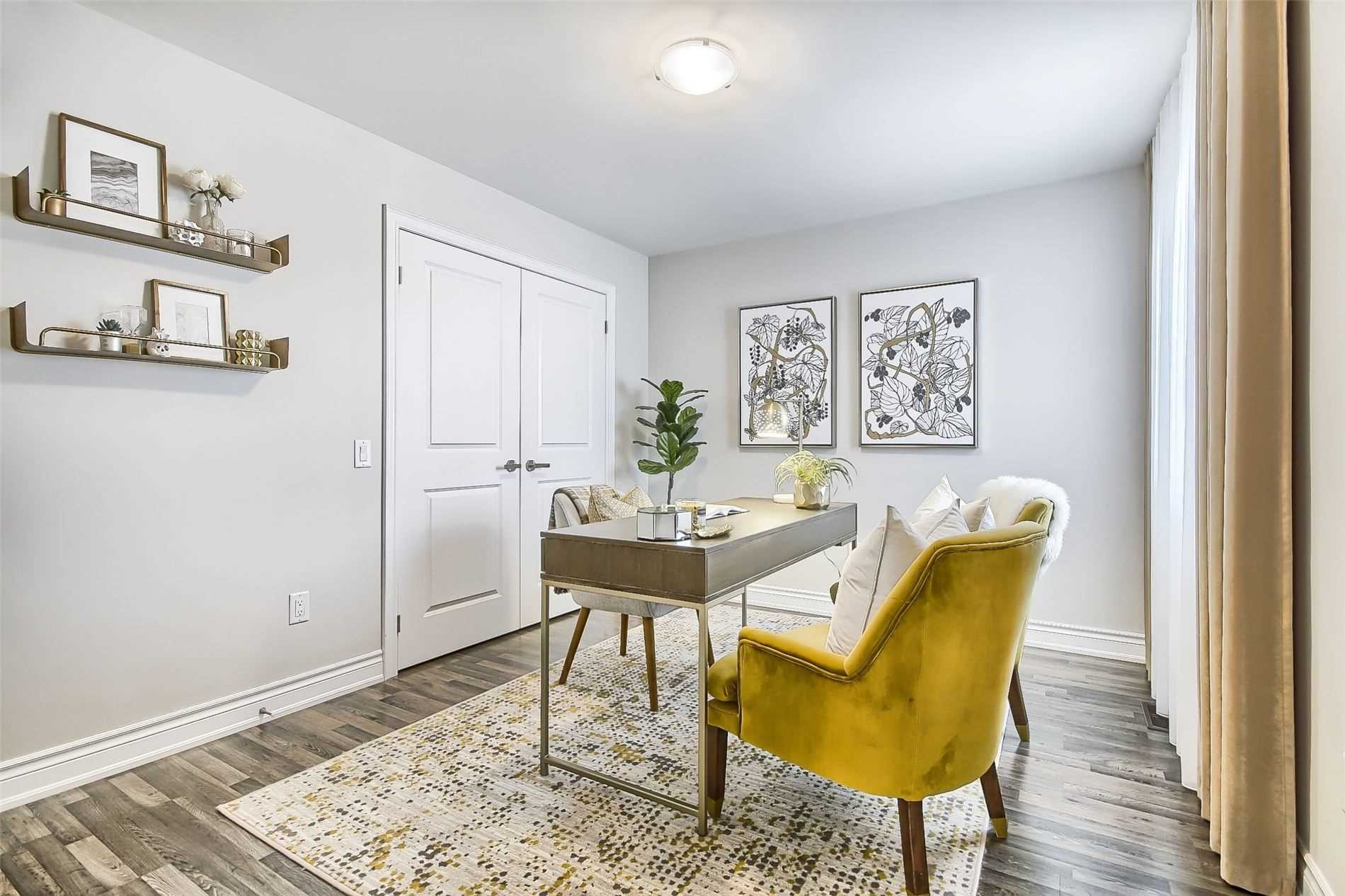 19 Selby Cres