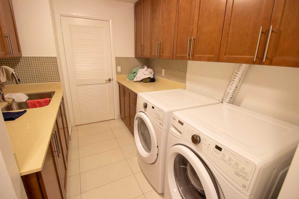 65 Oneida Cres, #1601