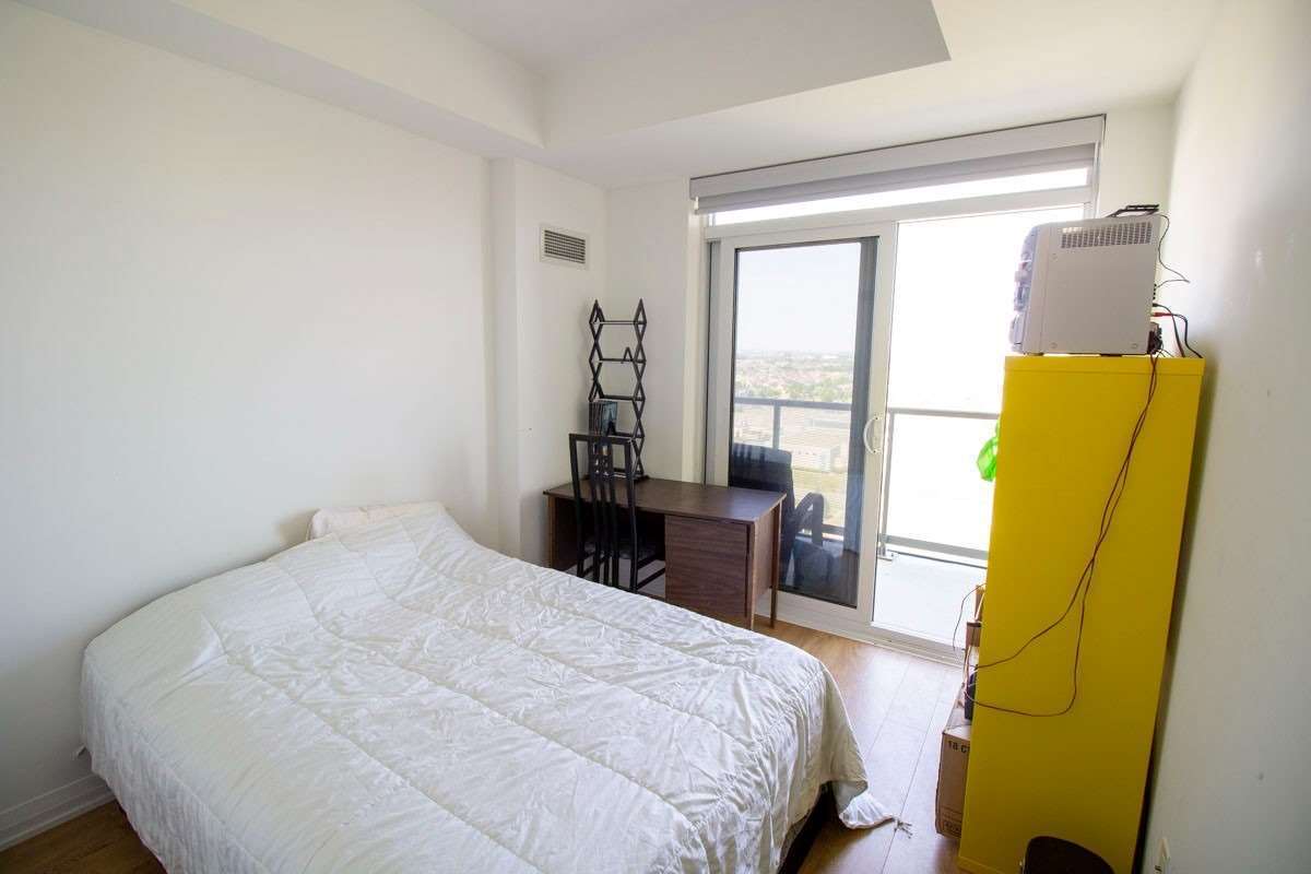 65 Oneida Cres, #1601