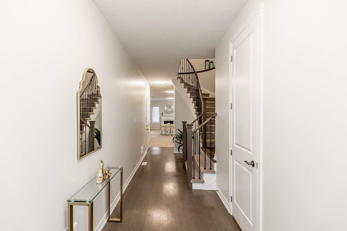68 Walker Blvd