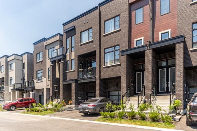 12 Laskin Dr