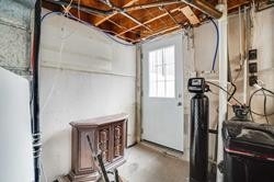 89 Murray Dr