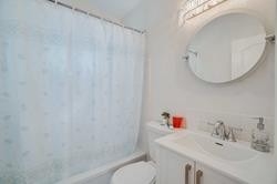89 Murray Dr