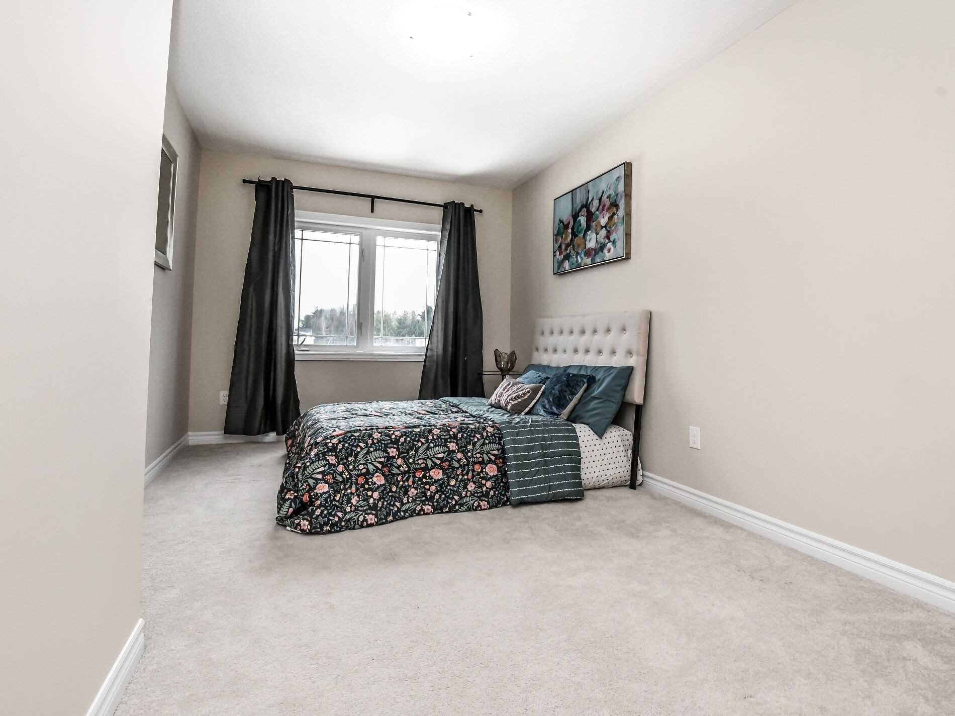 68 Milson Cres