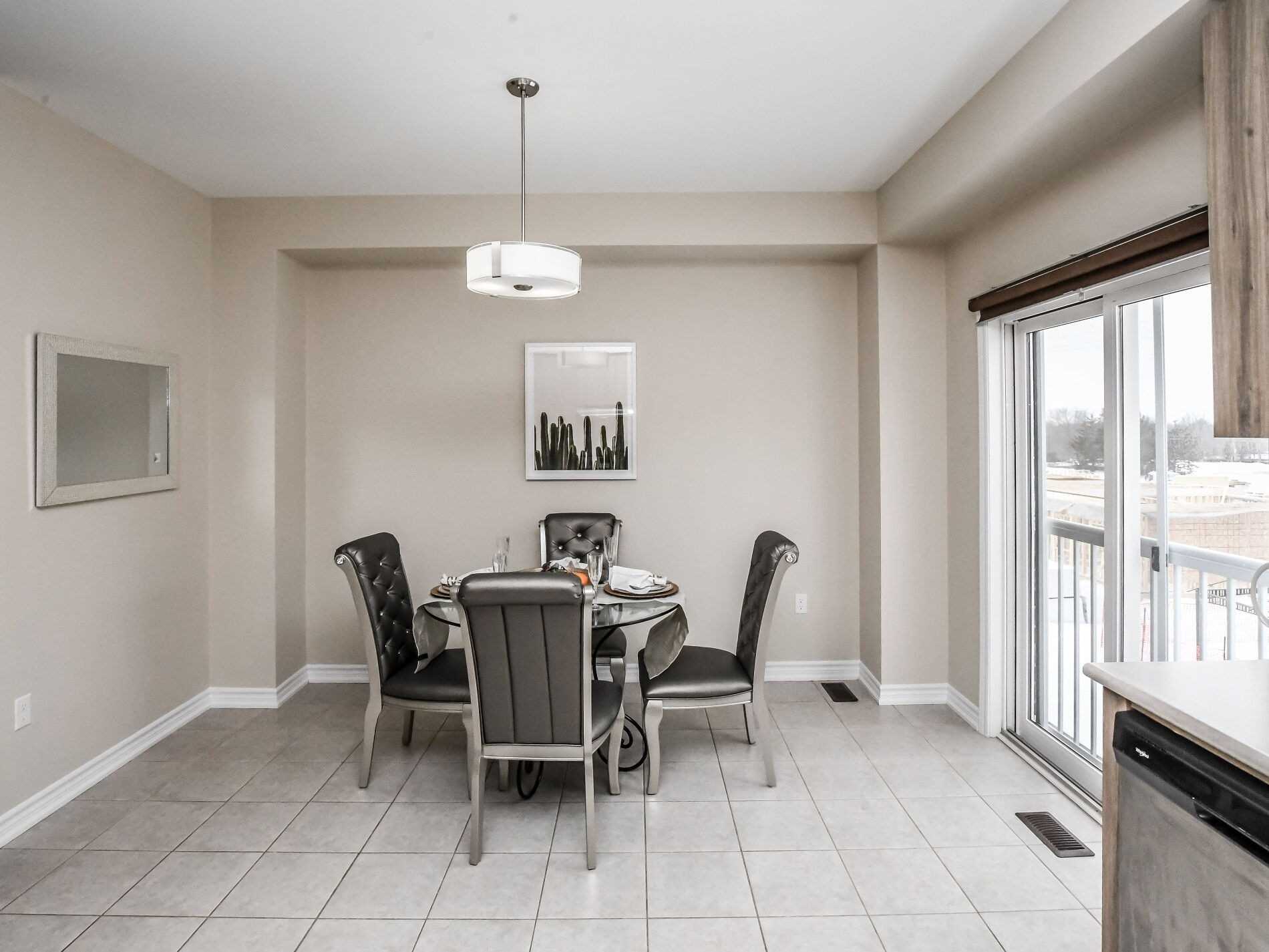 68 Milson Cres