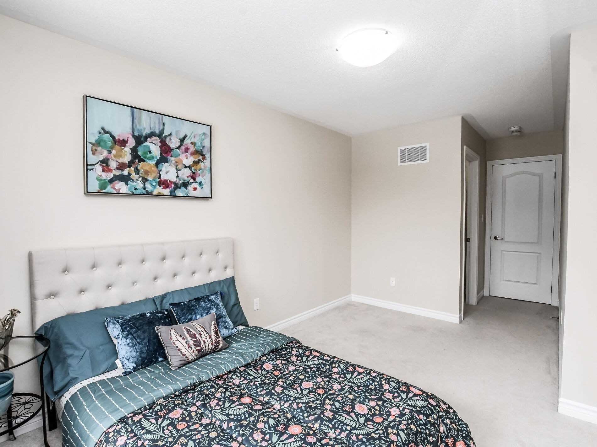 68 Milson Cres