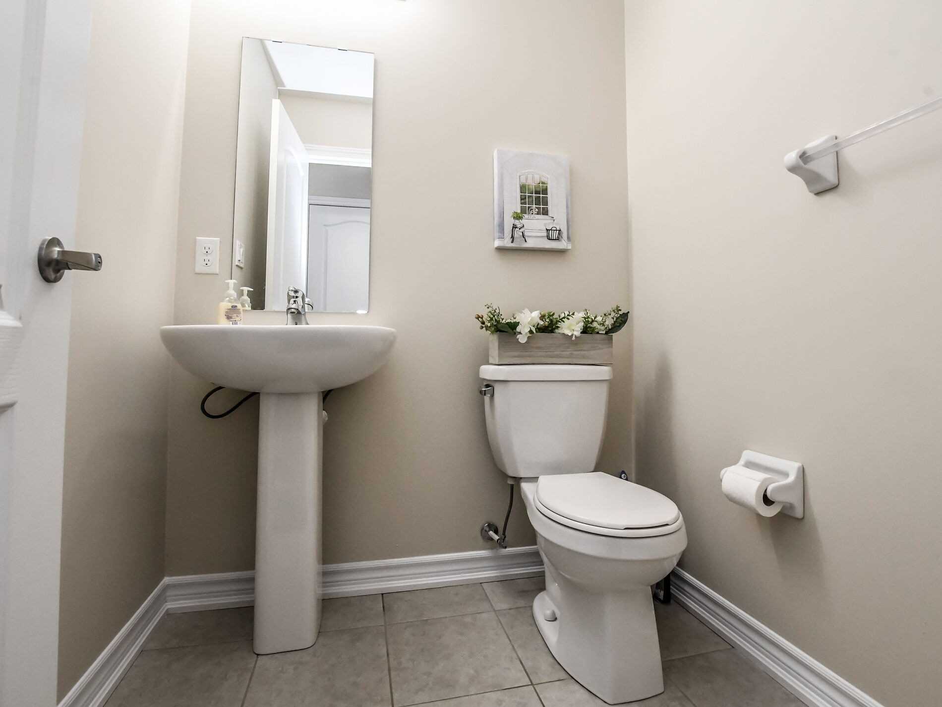 68 Milson Cres