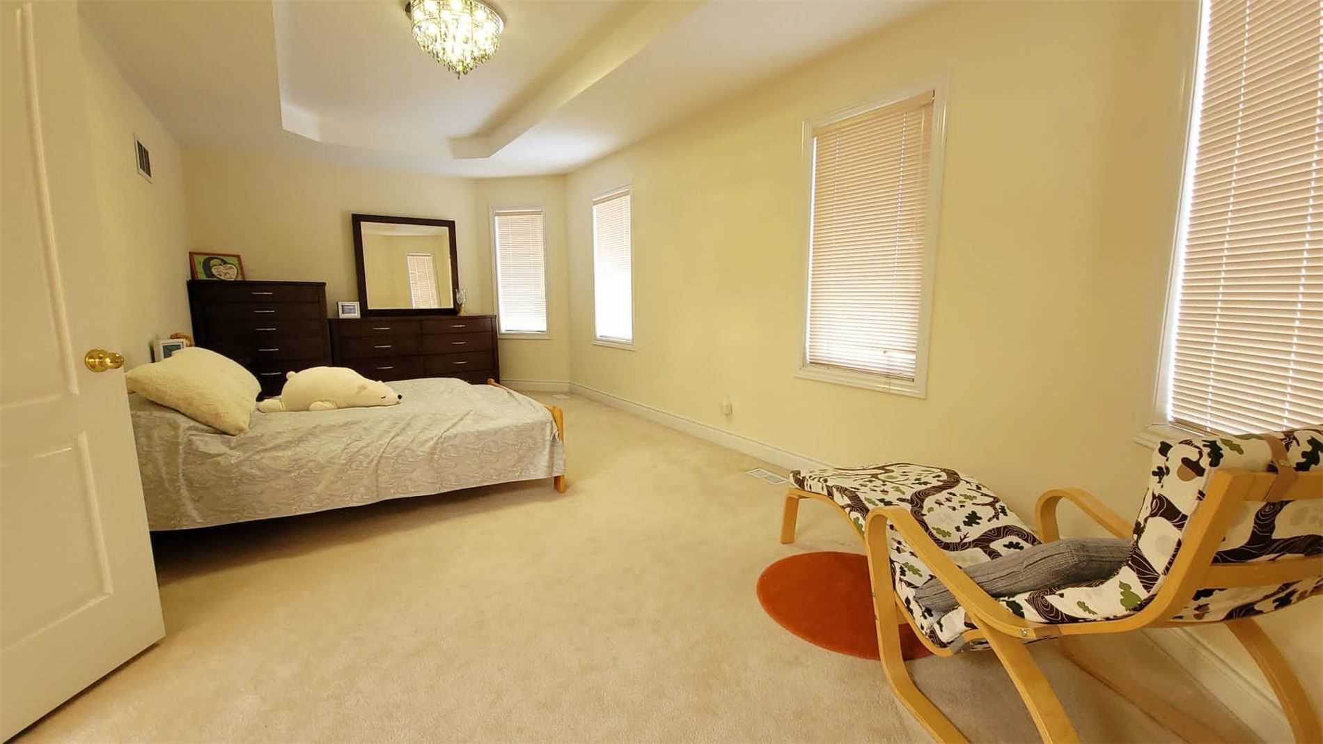 30 Valley Ridge Ave