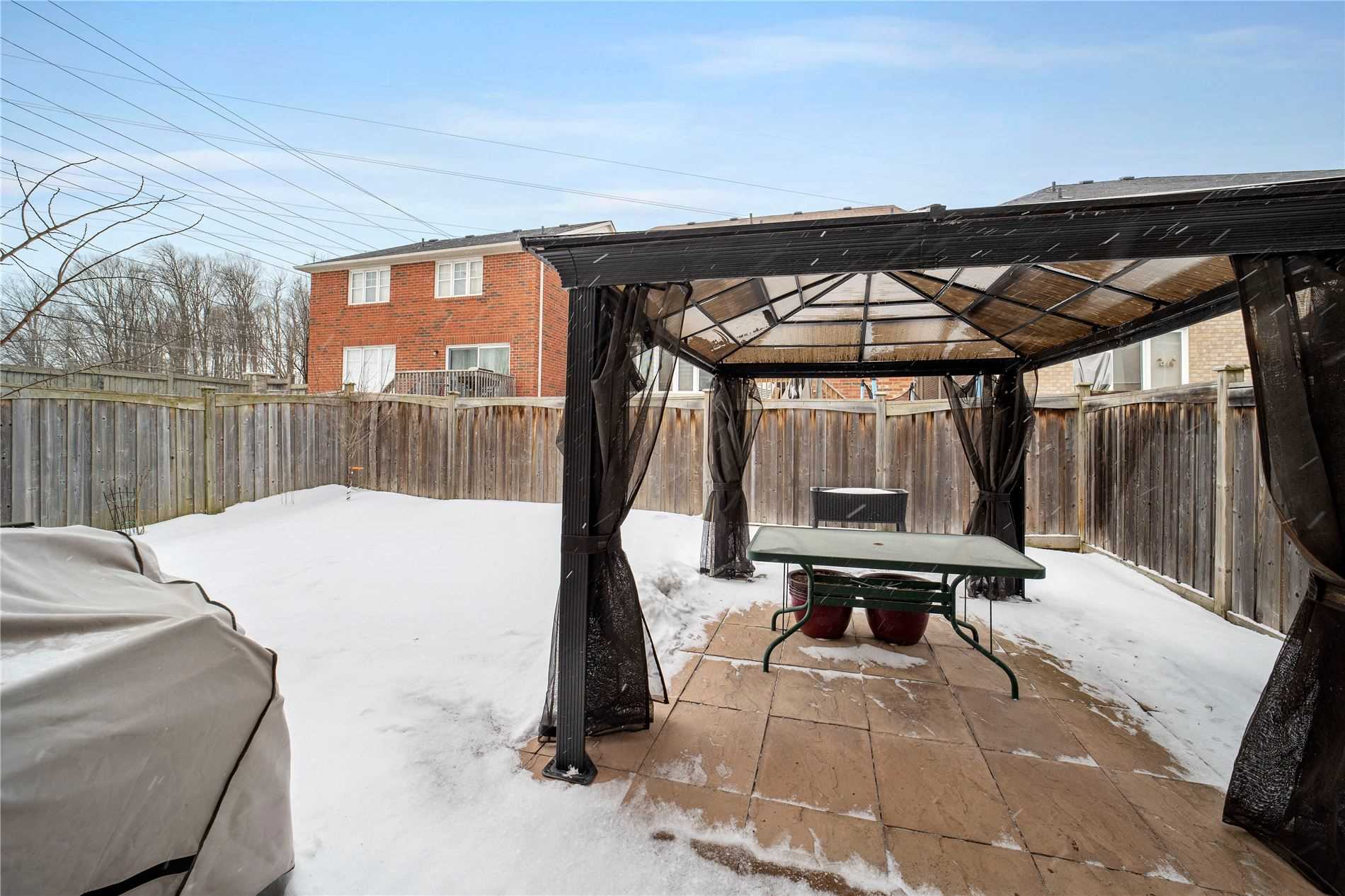 63 Ross Patrick Cres