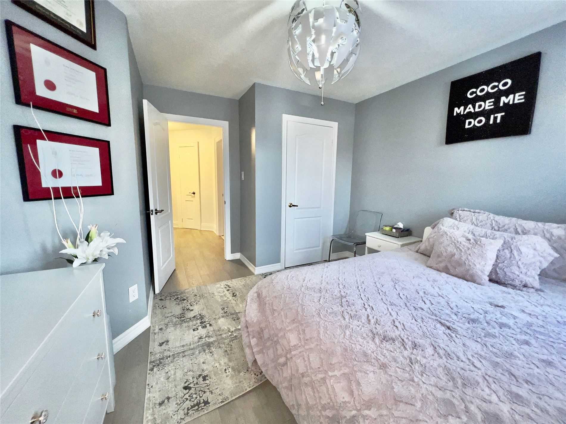 47 Amparo Dr