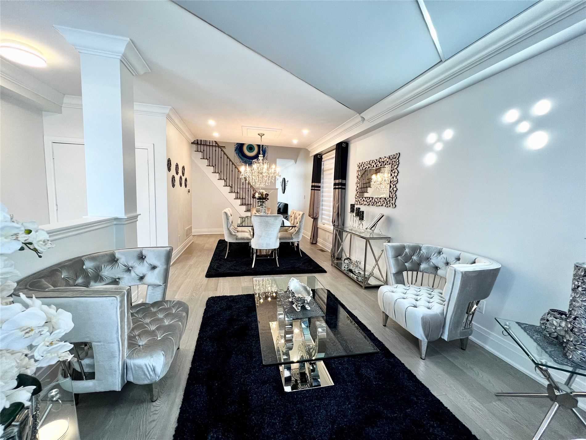 47 Amparo Dr