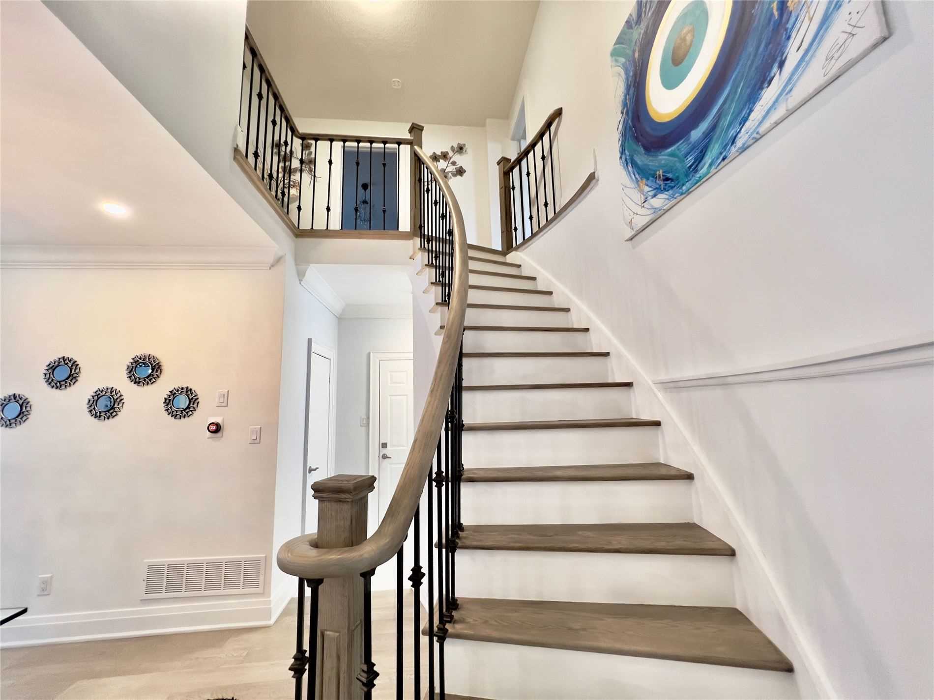 47 Amparo Dr