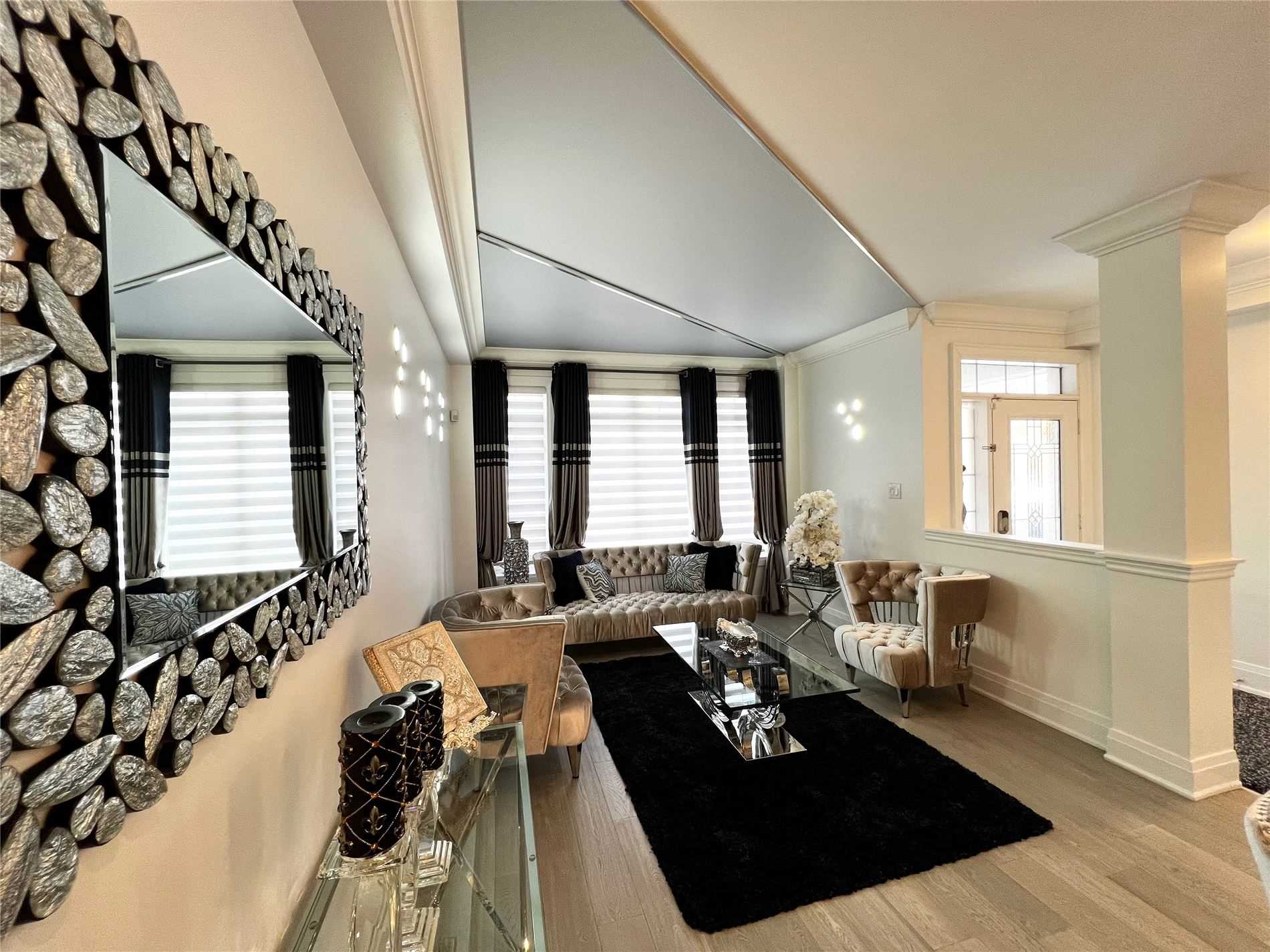 47 Amparo Dr