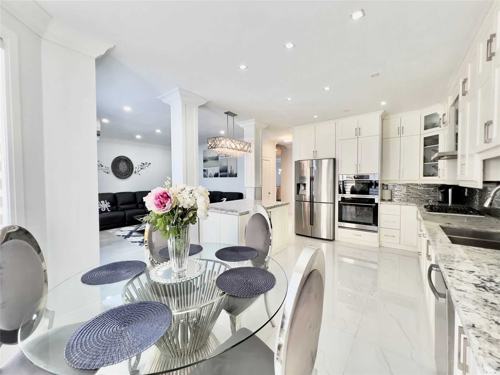 47 Amparo Dr