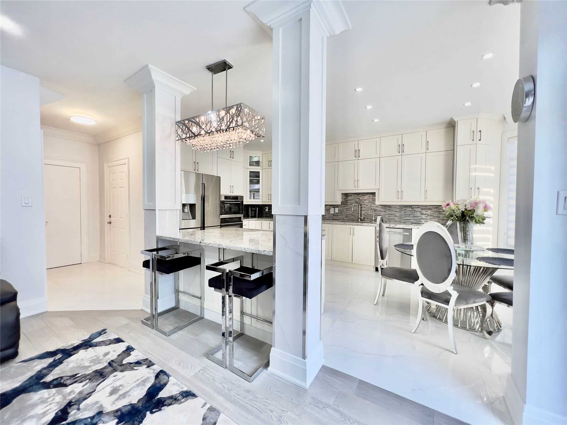 47 Amparo Dr