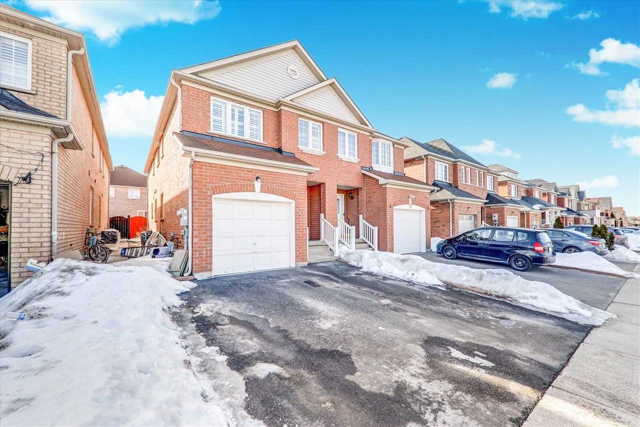 112 Guinevere Rd