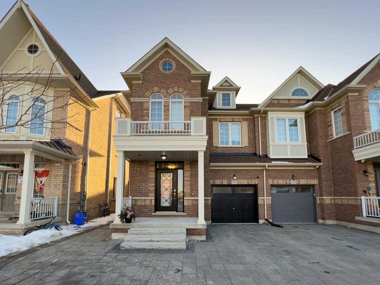 172 Pelee Ave