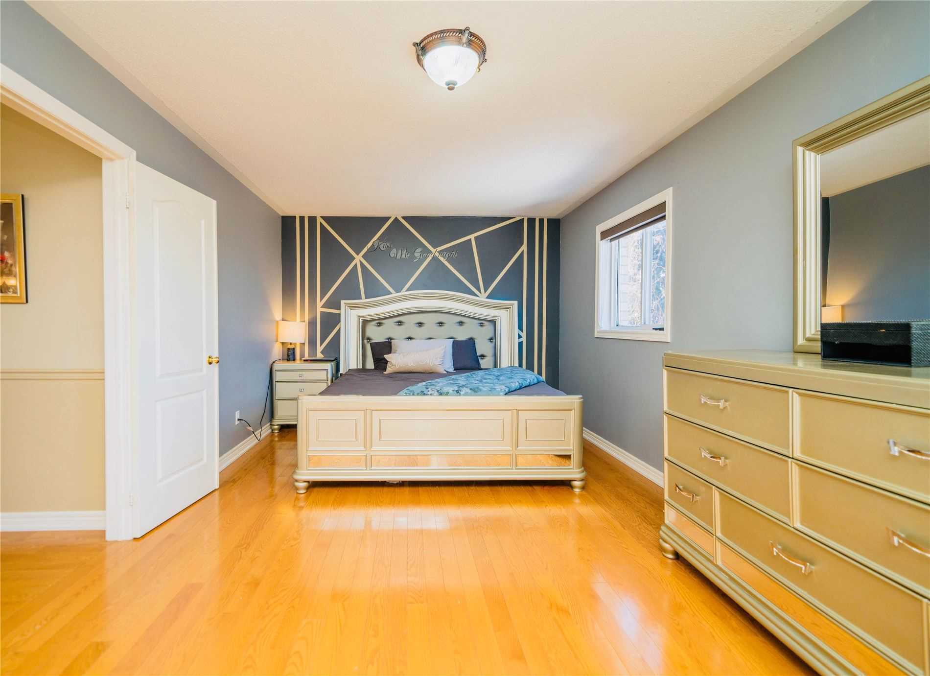 40 Norbury Dr