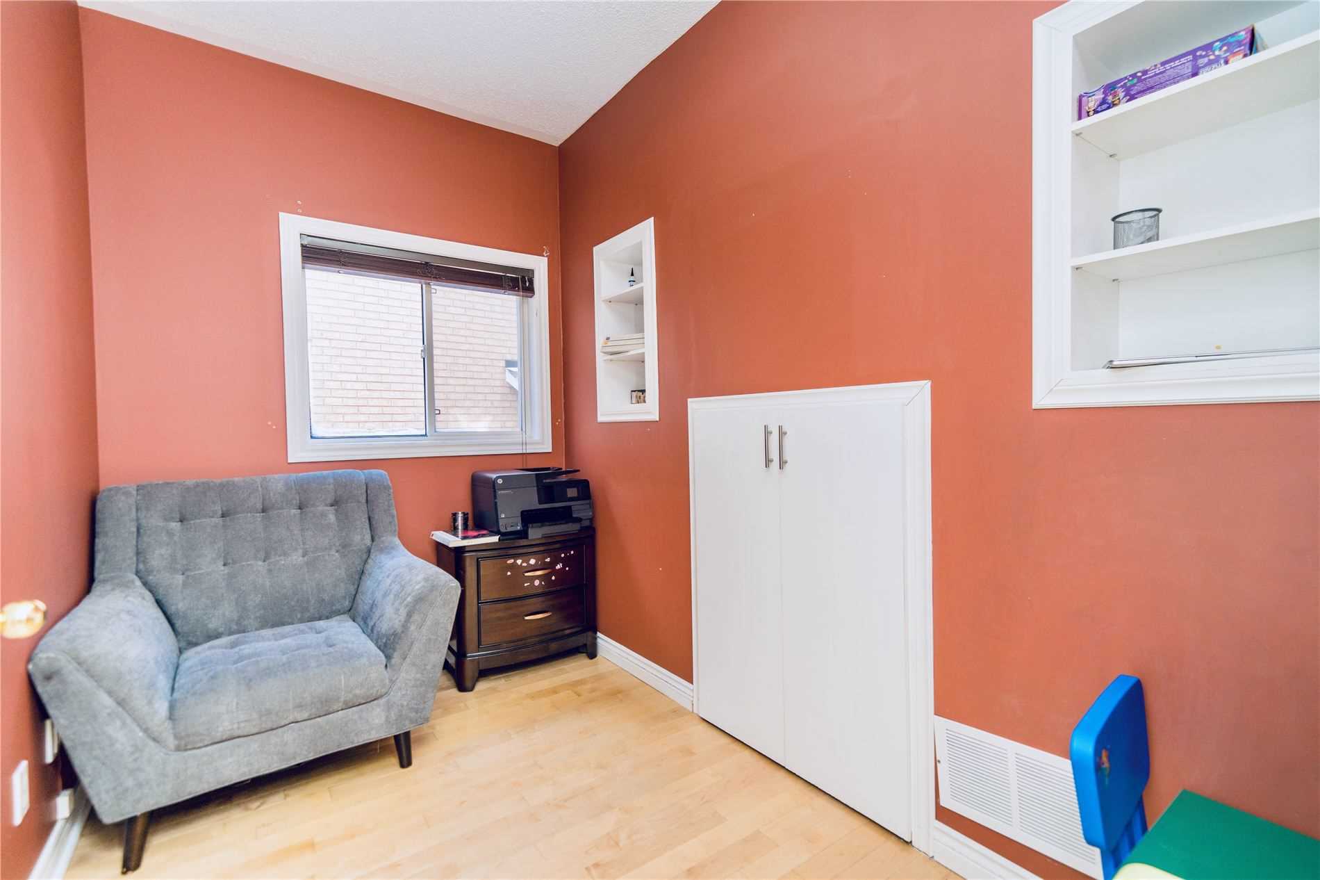 40 Norbury Dr