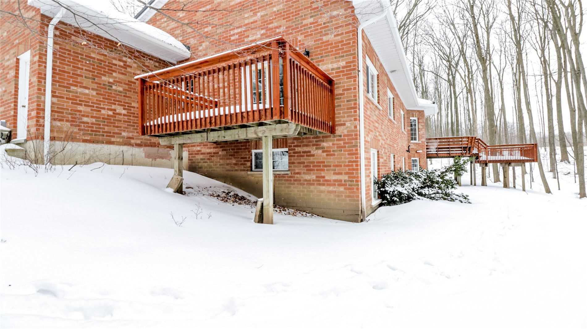 1976 Forest Valley Dr