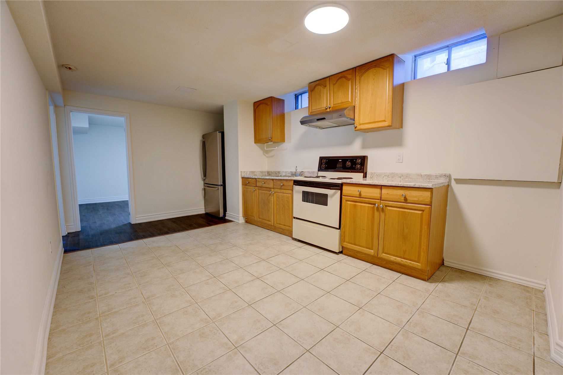 31 Clarion Cres
