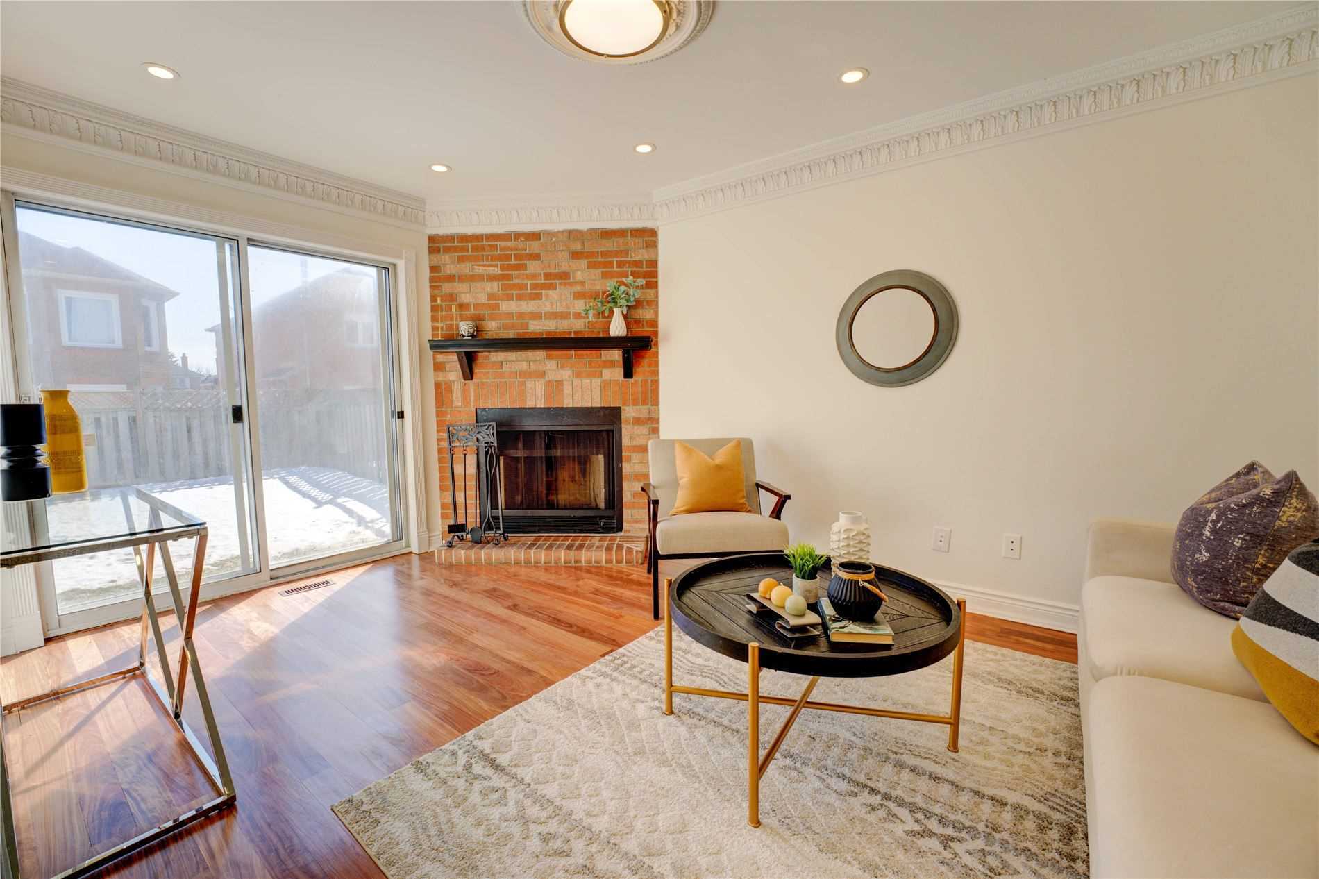 31 Clarion Cres