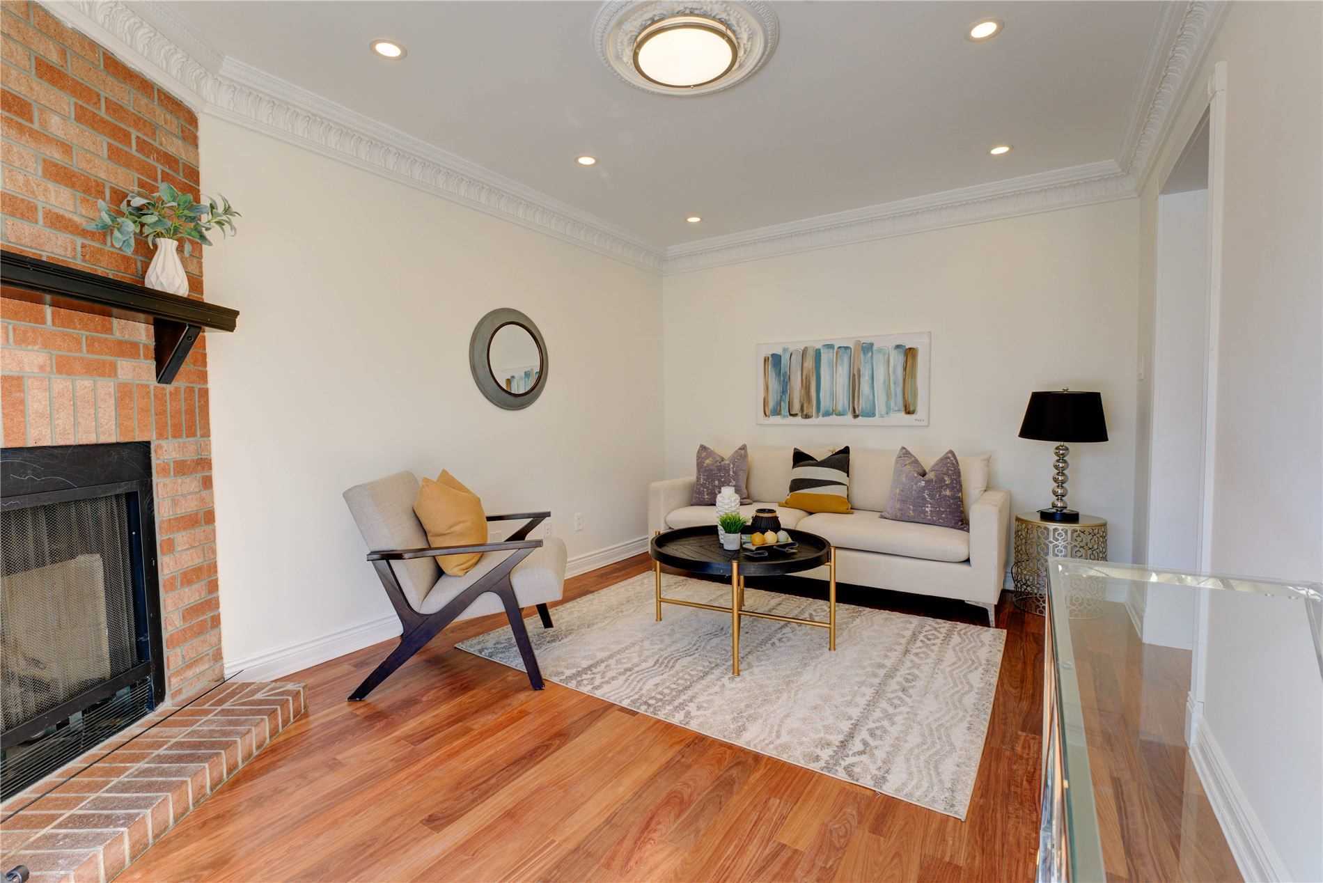 31 Clarion Cres