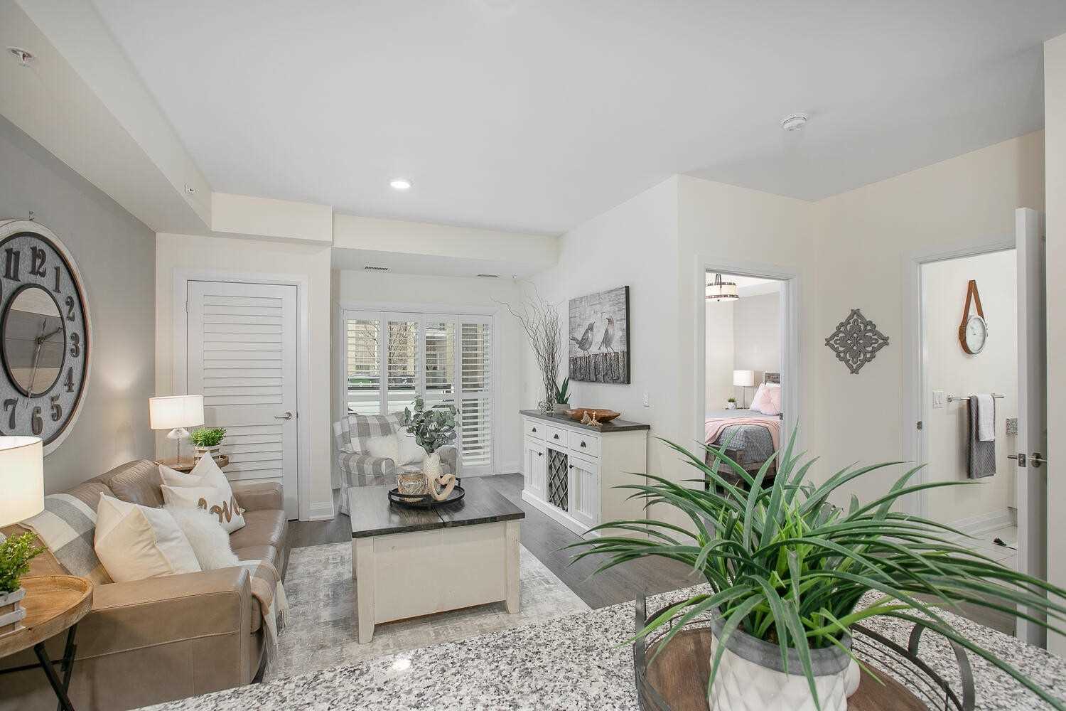 481 Rupert Ave, #2110