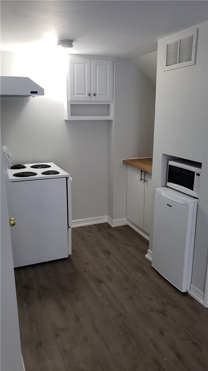 173 Gail Parks Cres, #Bsmt