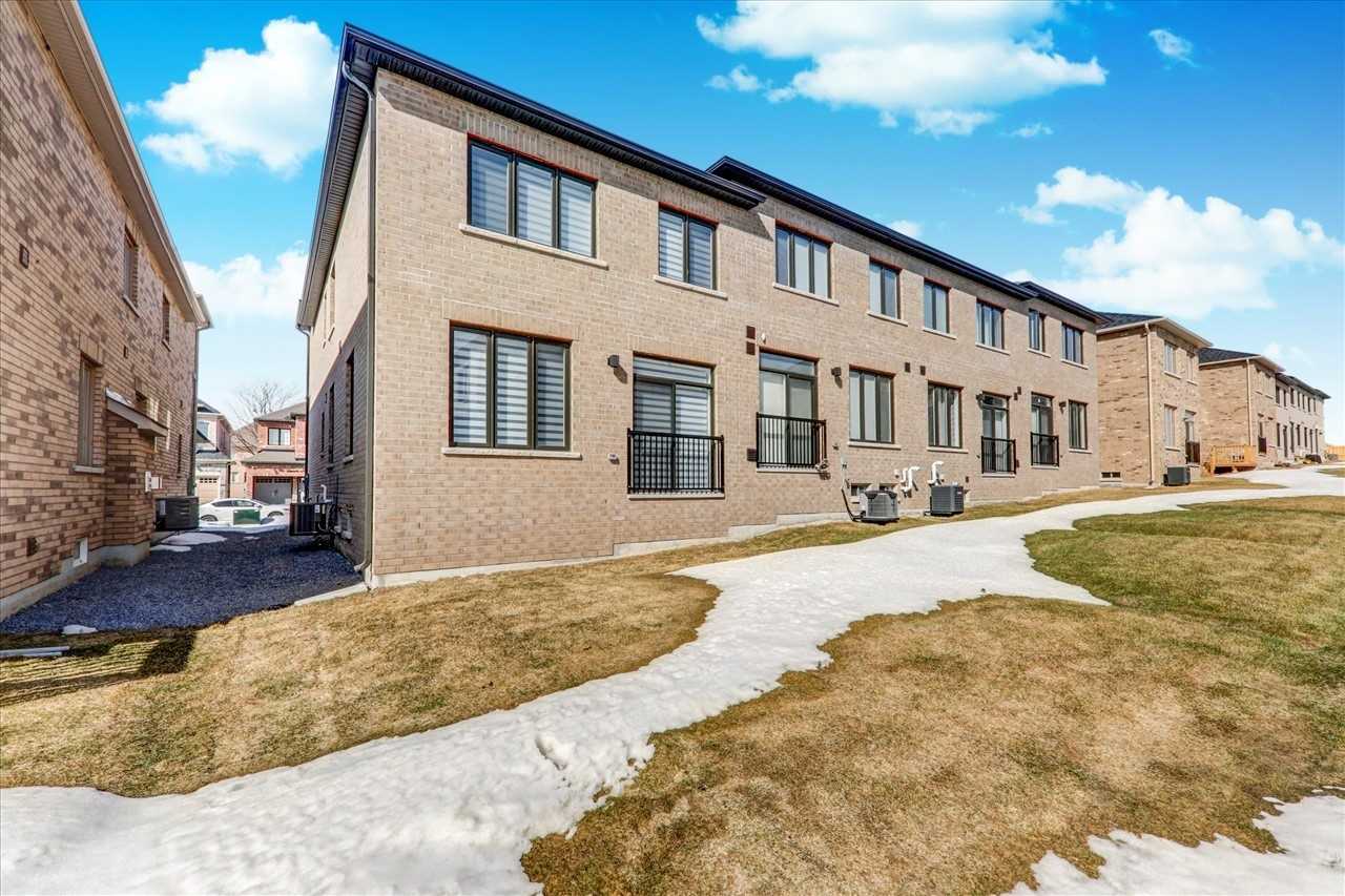 99 Wesmina Ave