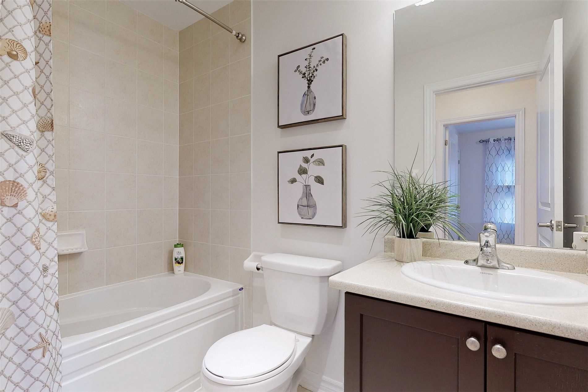 21 Vedette Way
