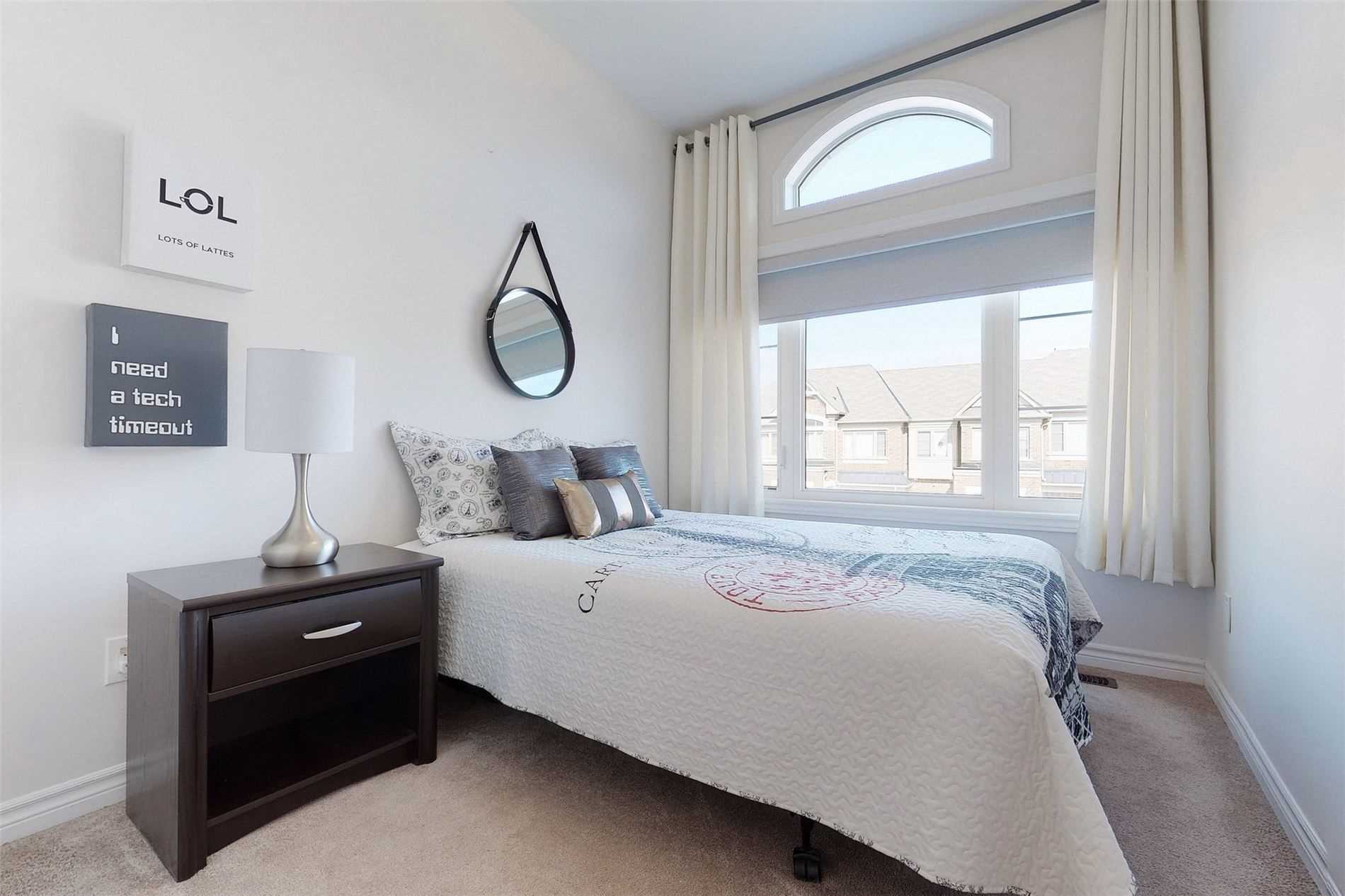 21 Vedette Way