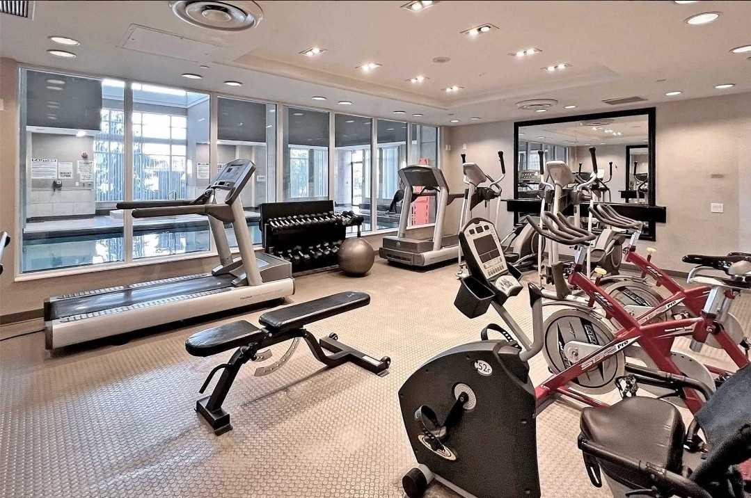 350 Red Maple Rd, #614