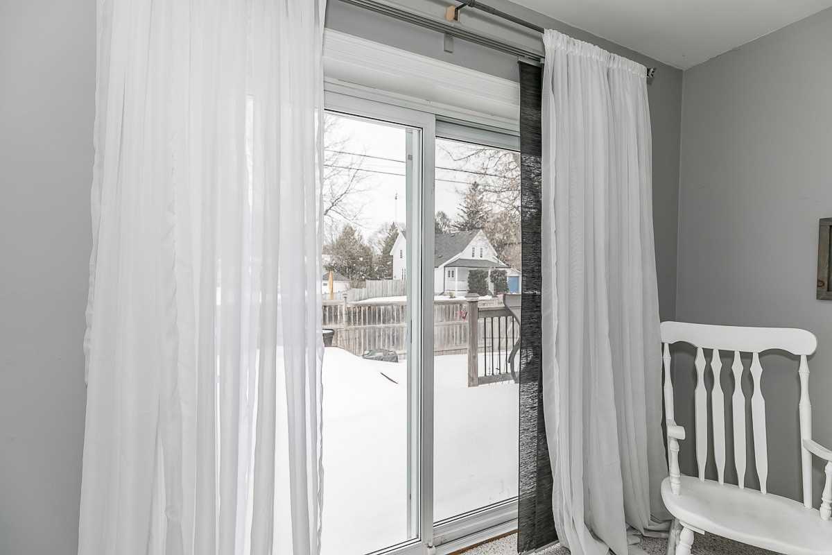 41 Montreal St