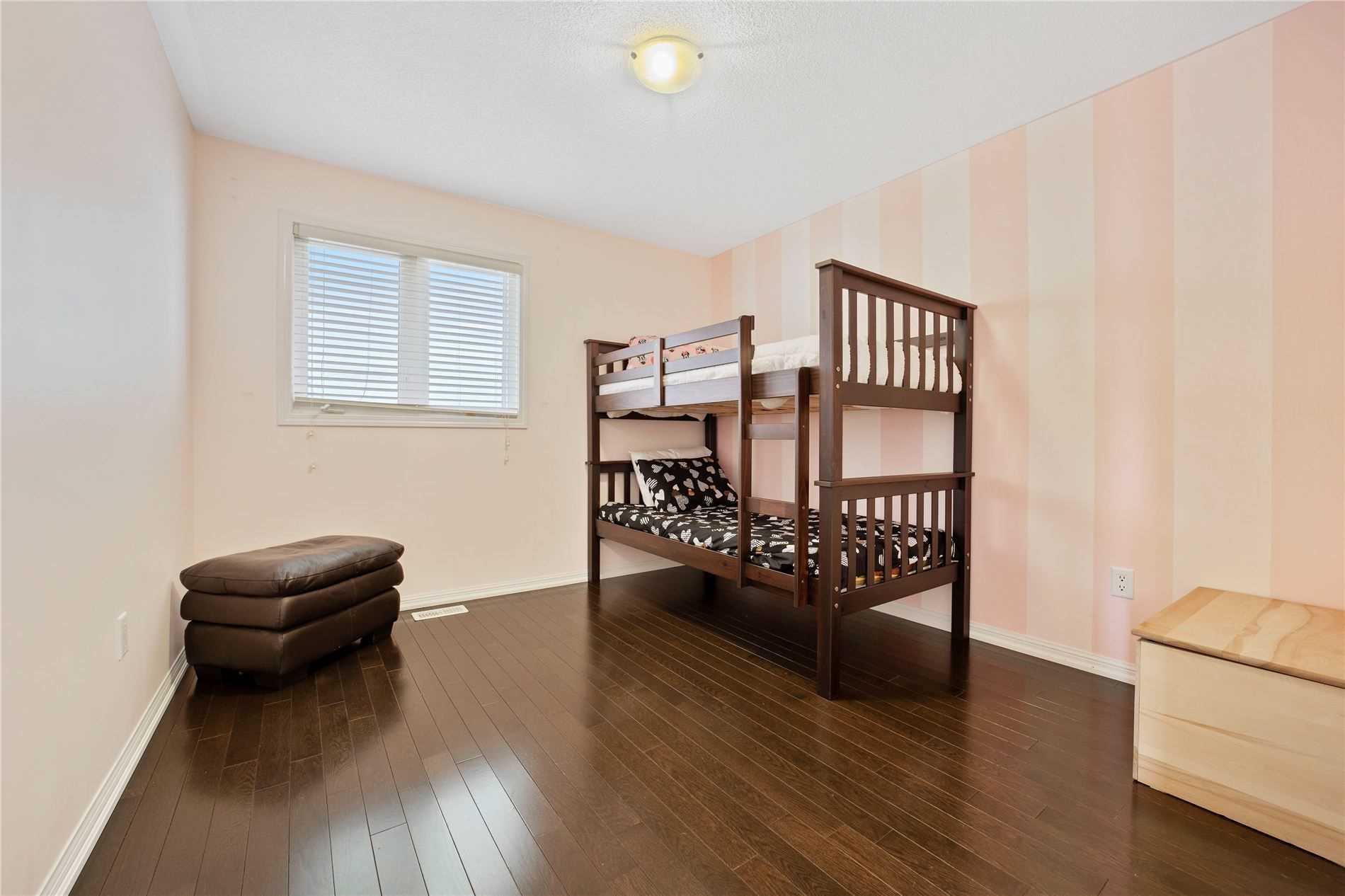 63 Ross Patrick Cres