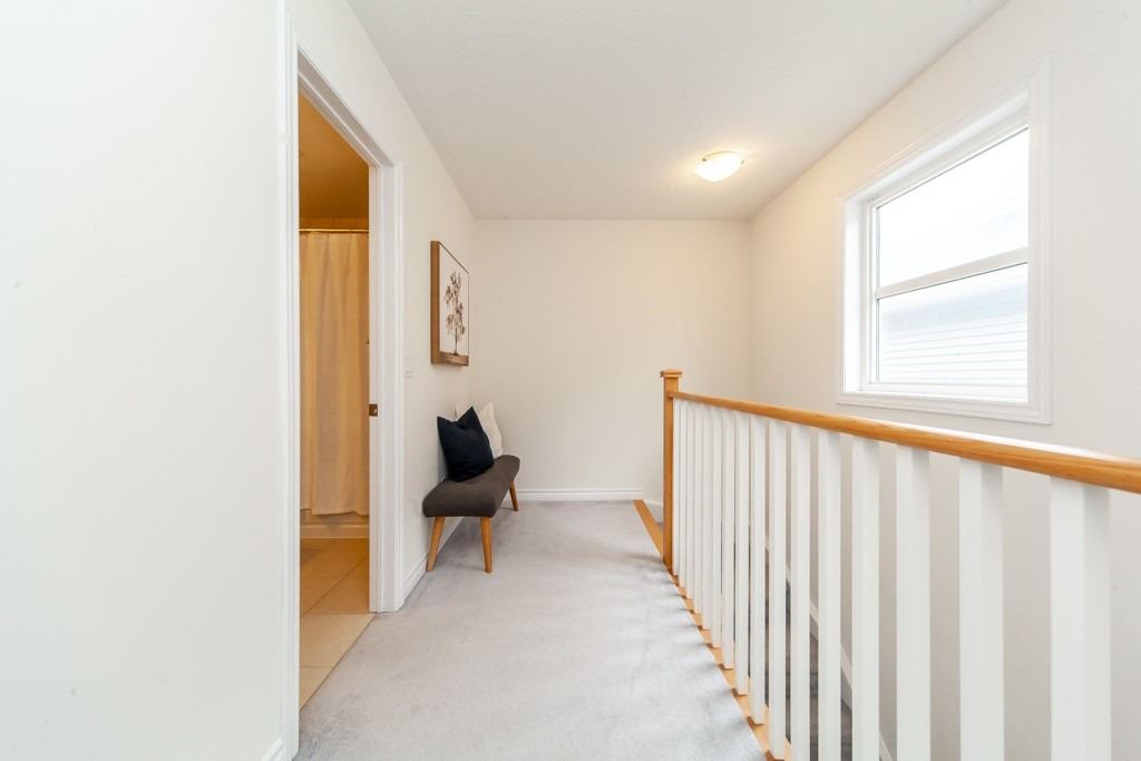 18 Wimshaw Lane