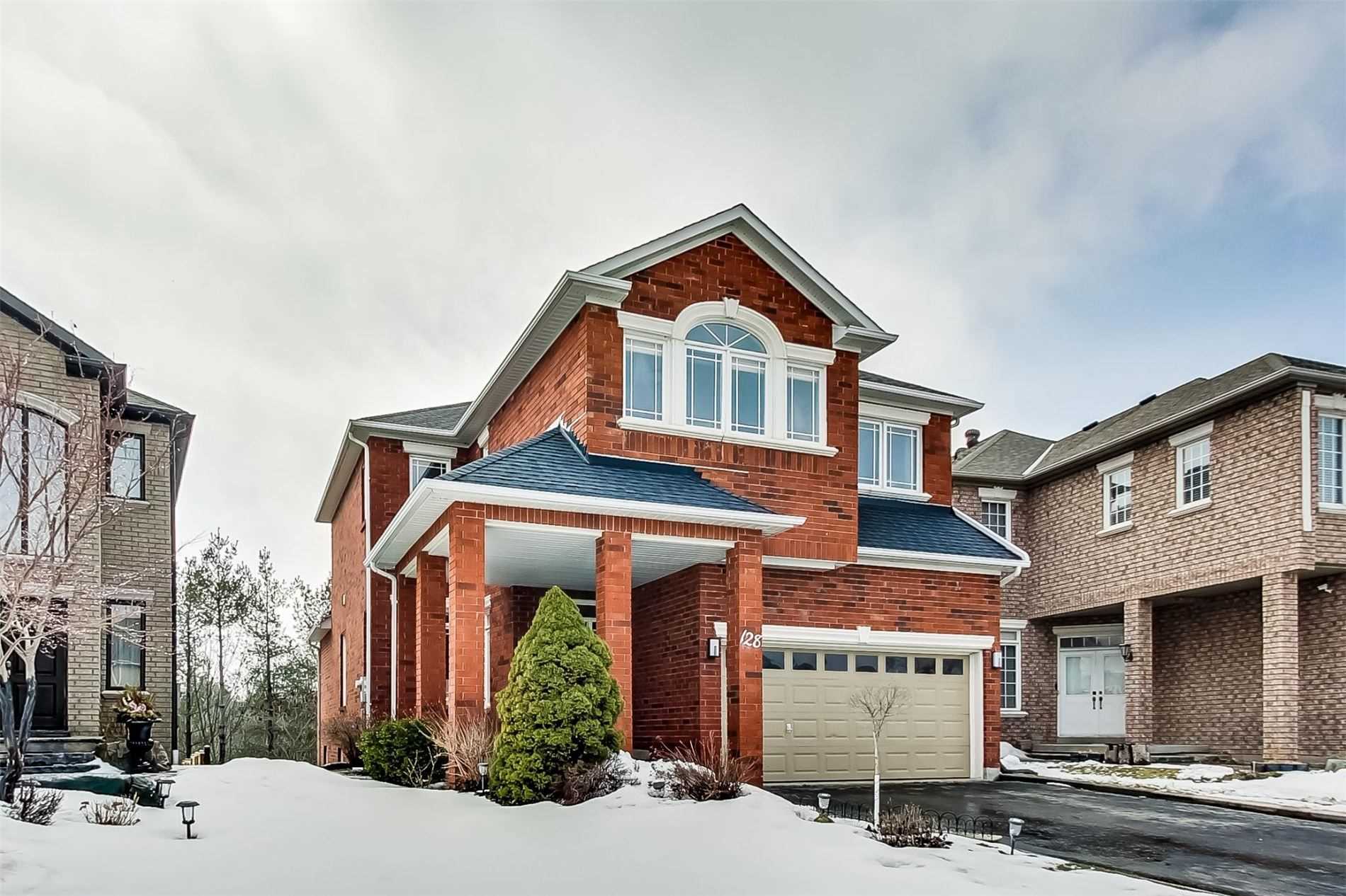 128 Melbourne Dr