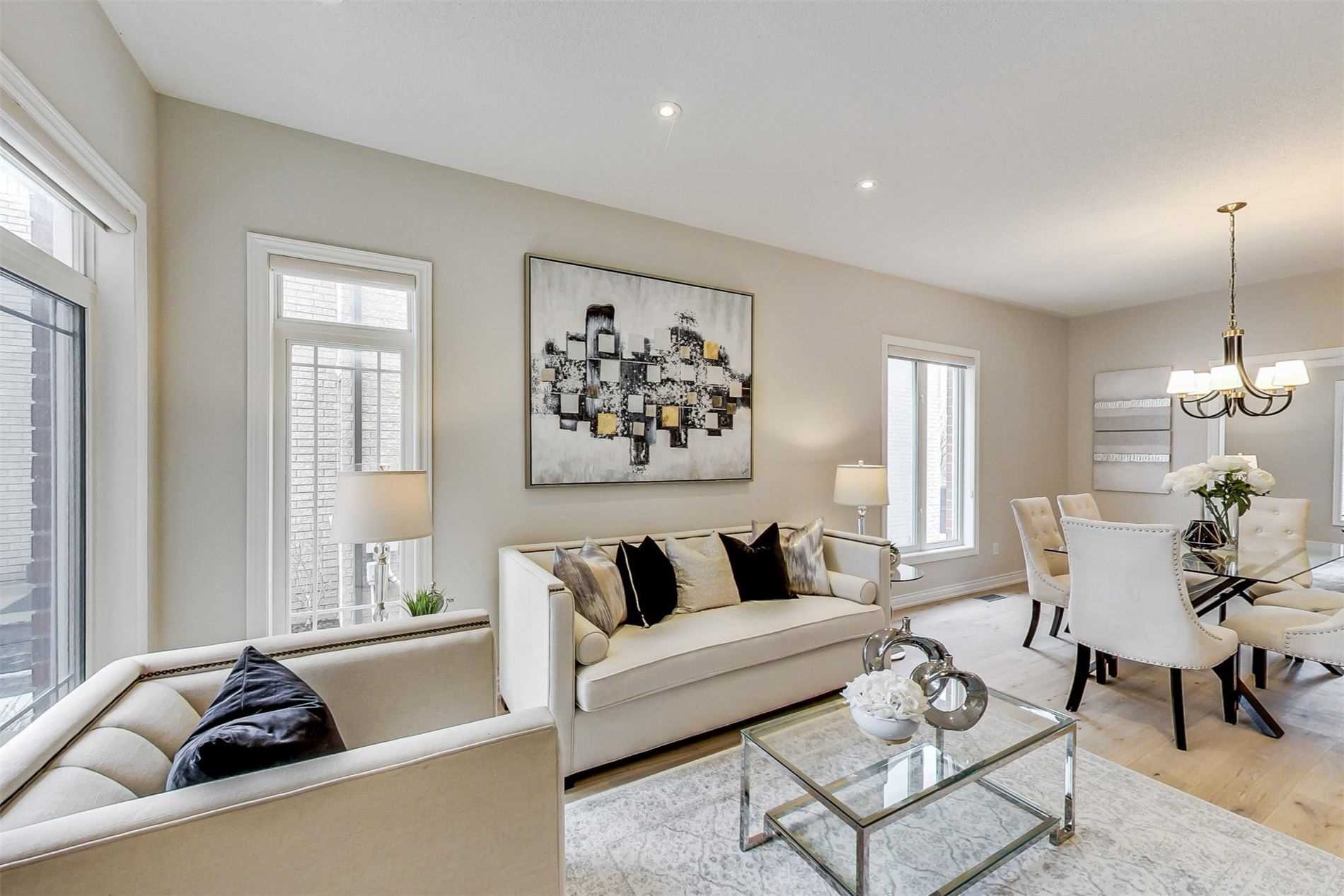 128 Melbourne Dr
