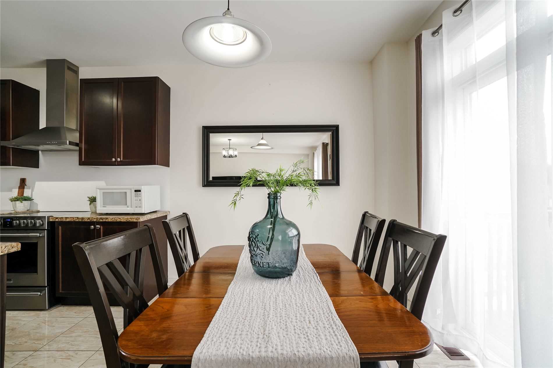 11 Turner Dr