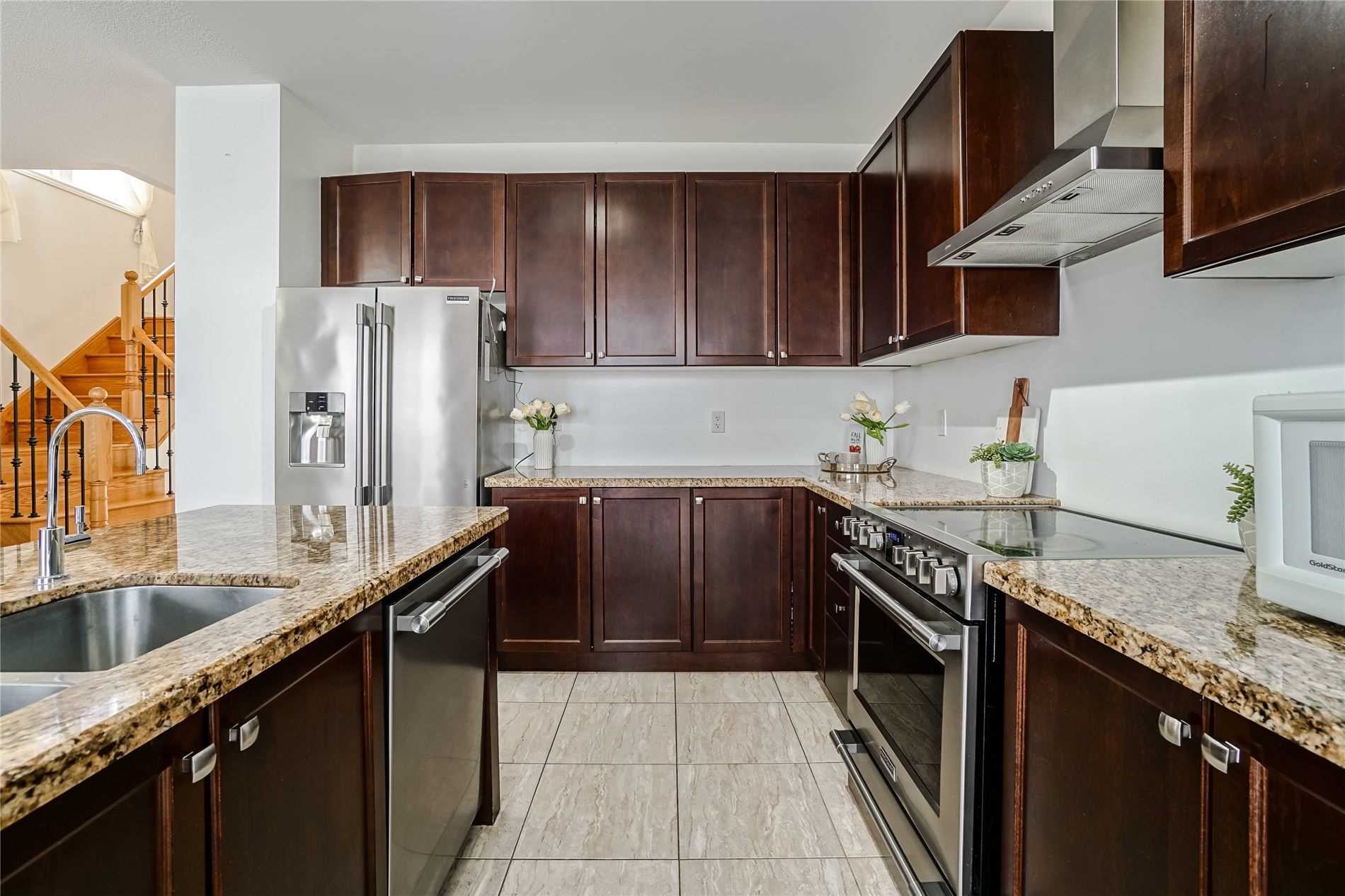 11 Turner Dr